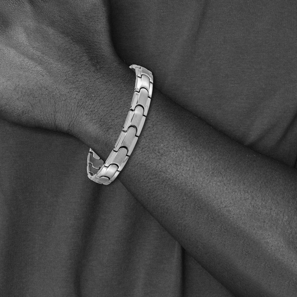 Men's 10mm Titanium Brushed & Polished Link Bracelet, 8.5 Inch